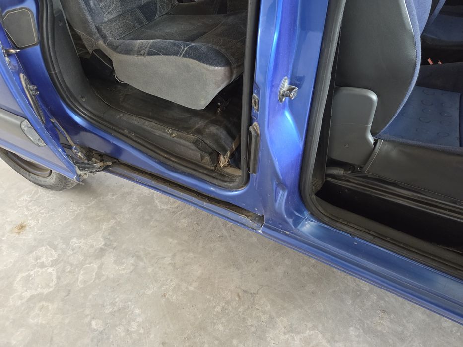 Продам Peugeot Partner 2004p. 2.0D