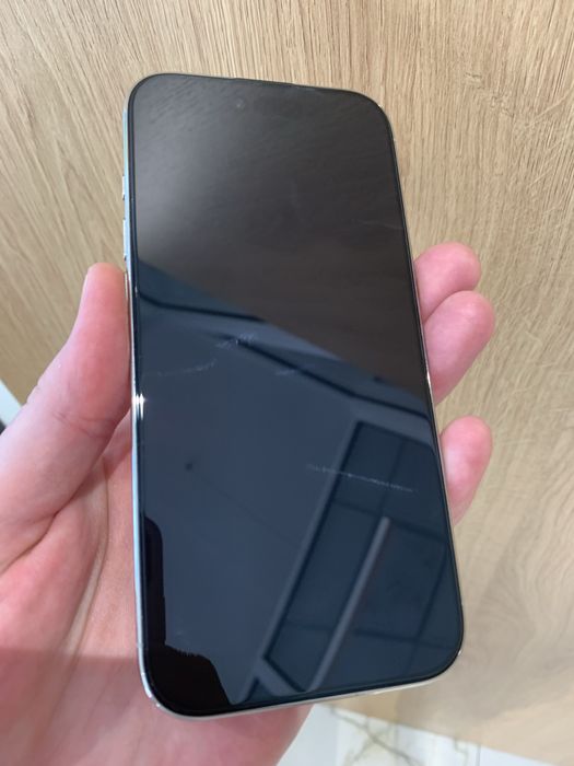 б/у IPhone Air 256гб White Neverlock