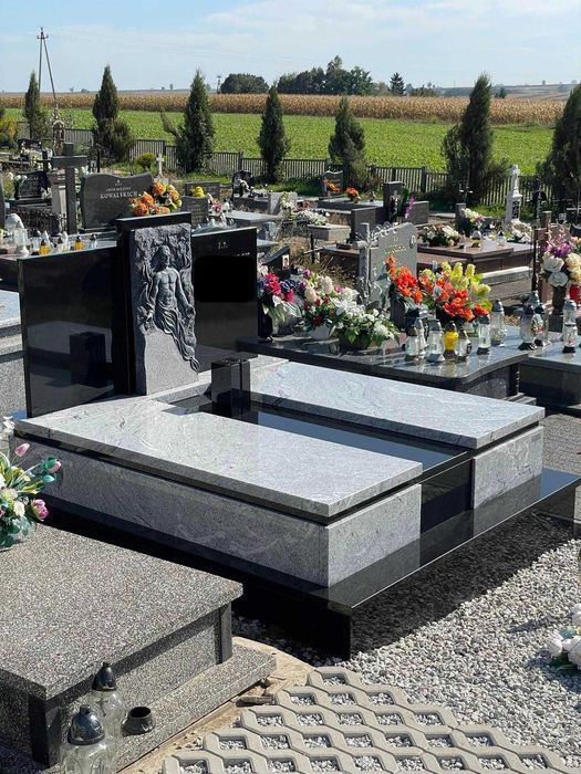 Nagrobki granitowe solidny montaż Zakład Kamieniarski