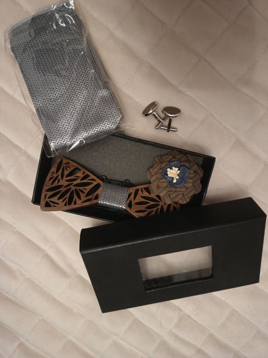 Muszka ażurowa kolory