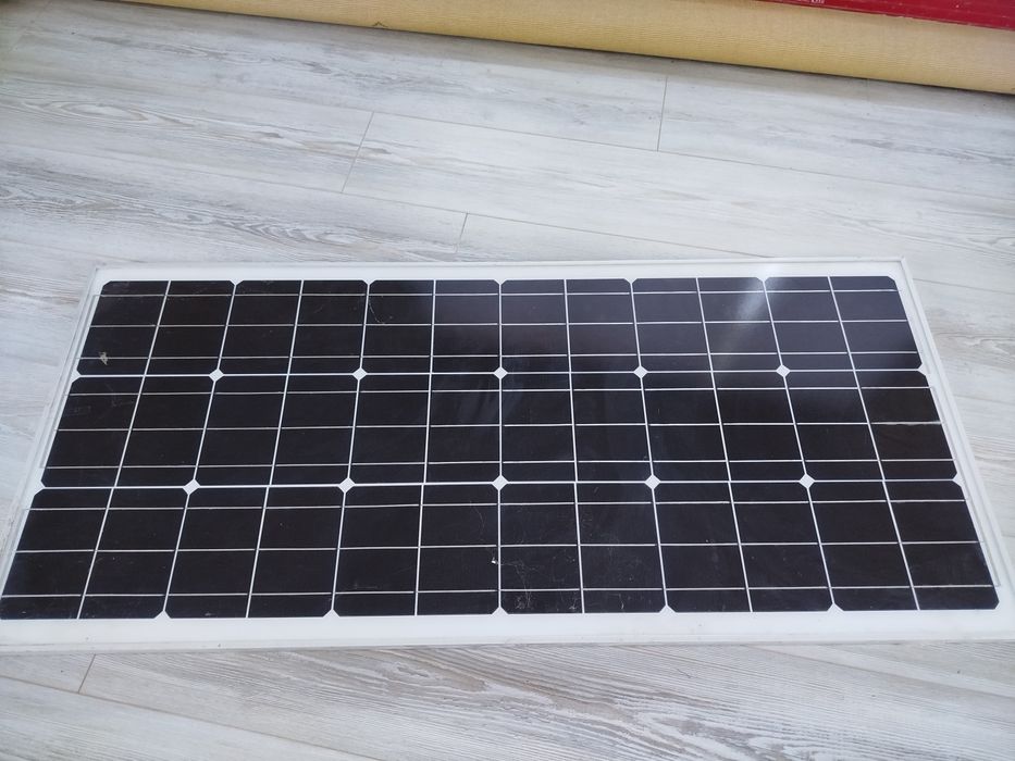 Солнечная панель UKC 100W 18V / Сонячна панель 100 Вт для аккумулятора 12V