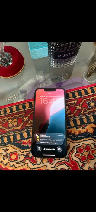 iPhone 13 128gb 76% bateria