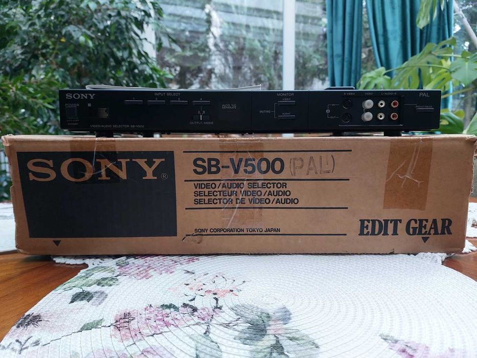 Sony video-audio selector SB-V500