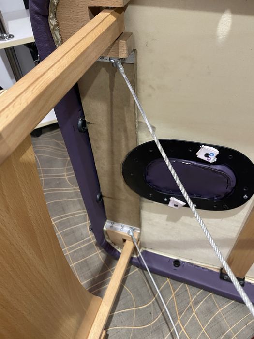 Продам кушетку для масажу