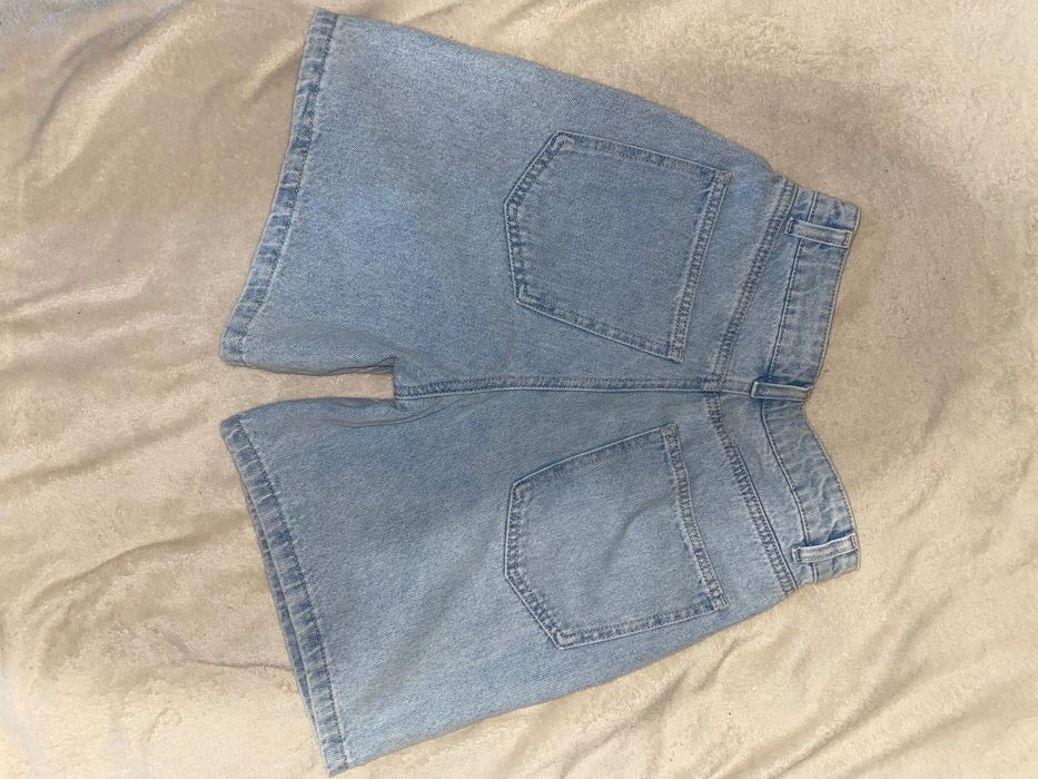 Джинсові шорти (скейтерський стиль) Нові