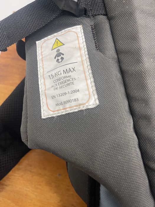 Mochila transporte de crianca