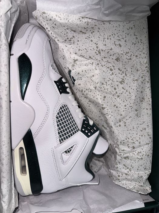 Кроссовки Nike Air Jordan 4 Retro FQ8138-103