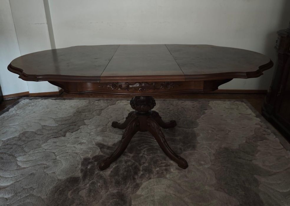 Mesa de Refeições em Madeira Maciça – Extensível / Abrir