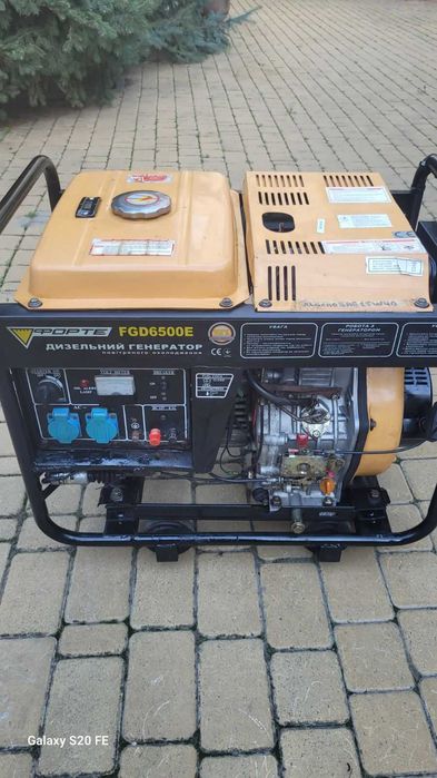Генератор дизельний ФОРТЕ FGD6500E c малим "пробігом"