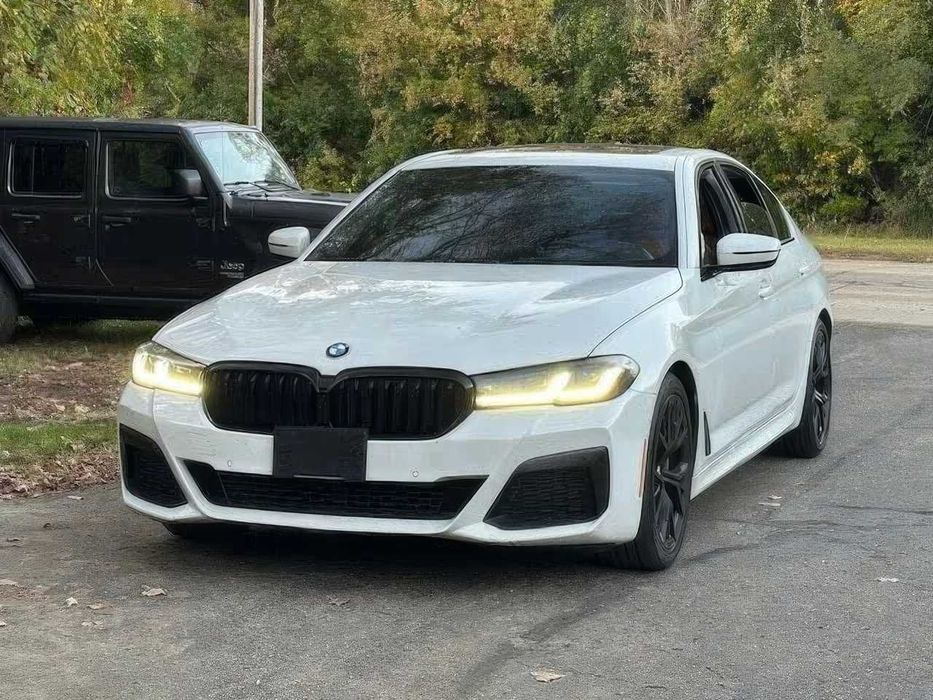 BMW 5 Series 530i xDrive      2021