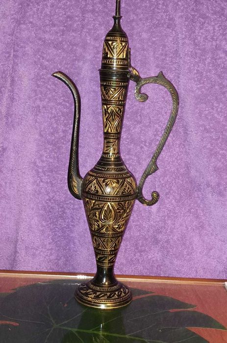Кувшины из латуни. Hendmade in India - Easten Arts Corporation. Из 70х