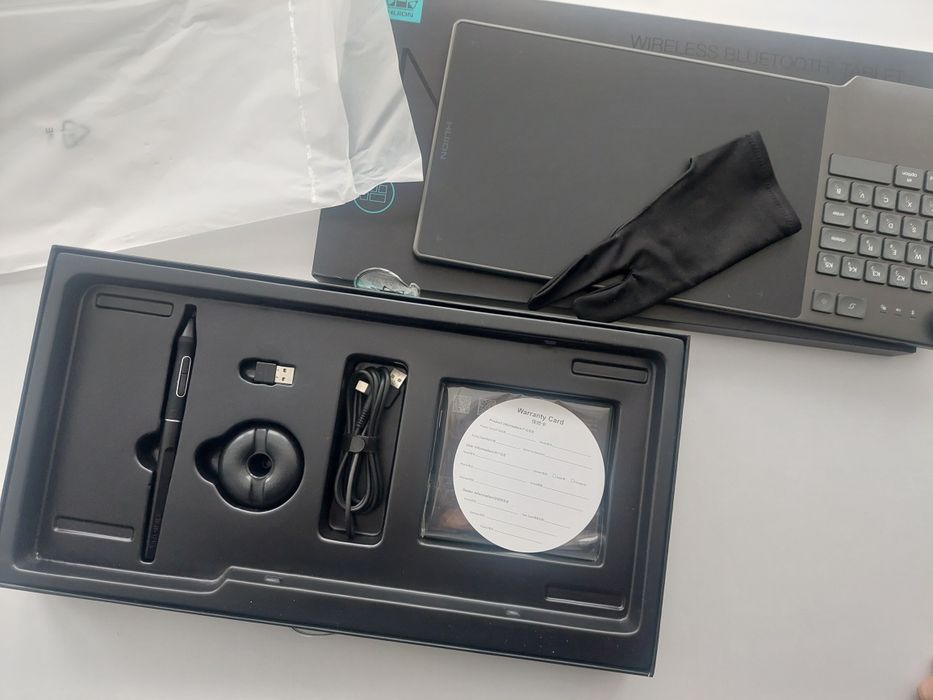 Tablet Huion model KD200