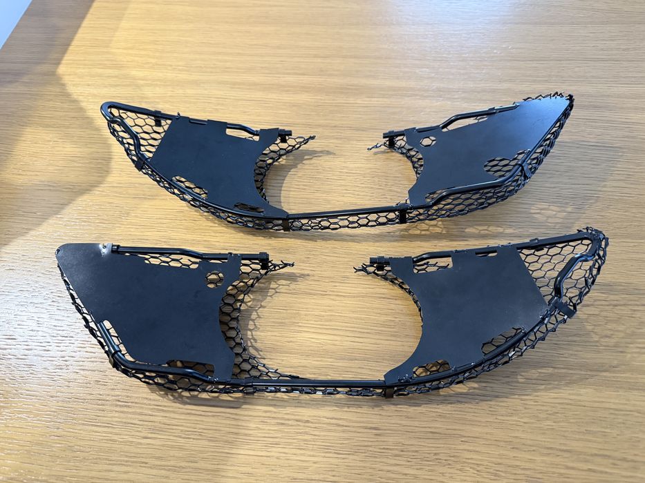 Grelha para faróis de nevoeiro mercedes