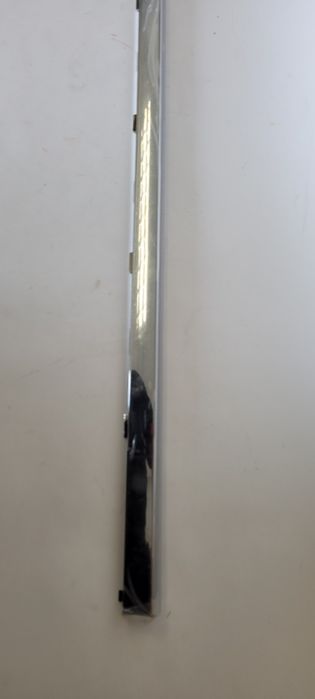 Listwa progowa lewa  chrom SsangYong rexton nowa oryginał