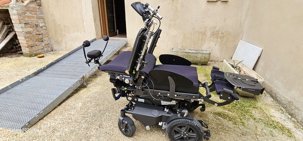 Wózek Vassilli 6V50 z pionizacją i sterowaniem glową