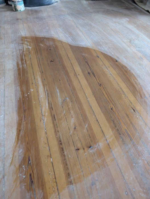 70 letnie deski podłogowe, oddam w zamian za demontaż.