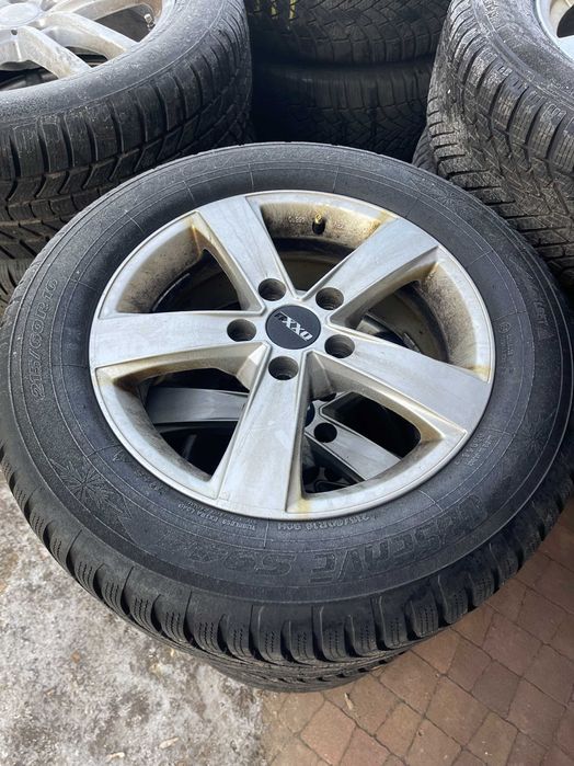 4082. Koła zimowe Mazda Cx-3 Hyundai Kia 5x114.3 215/60/16 Toyo 2024r