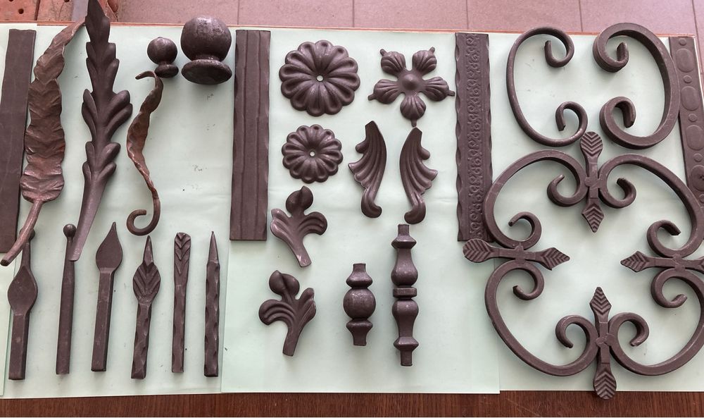 Кованные элементы декора.