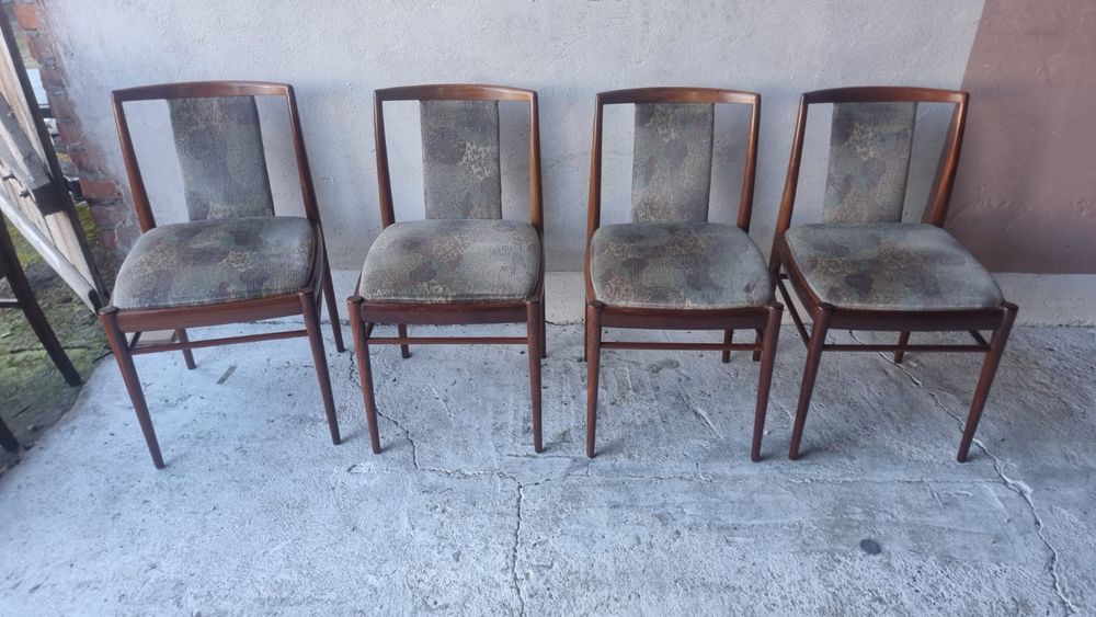 Krzesła duńskie tekowe 4 sztuki