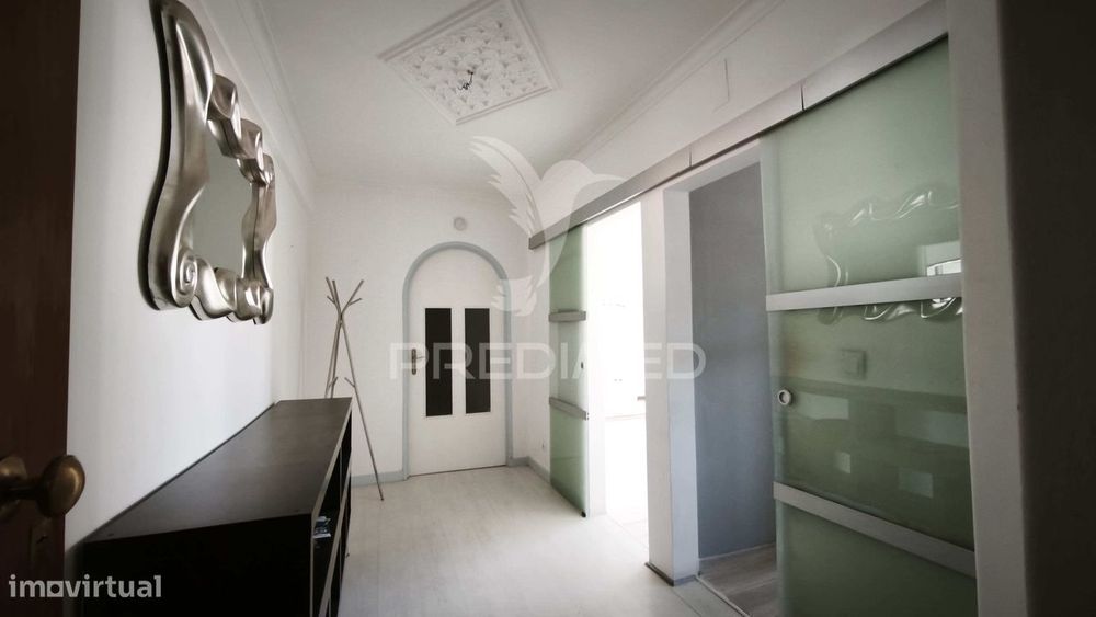Apartamento T3 com garagem para Arrendamento, Alfornelos, Amadora