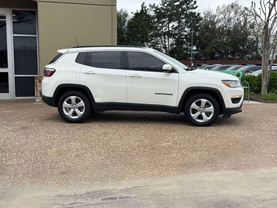 Jeep Compass Latitude      2019