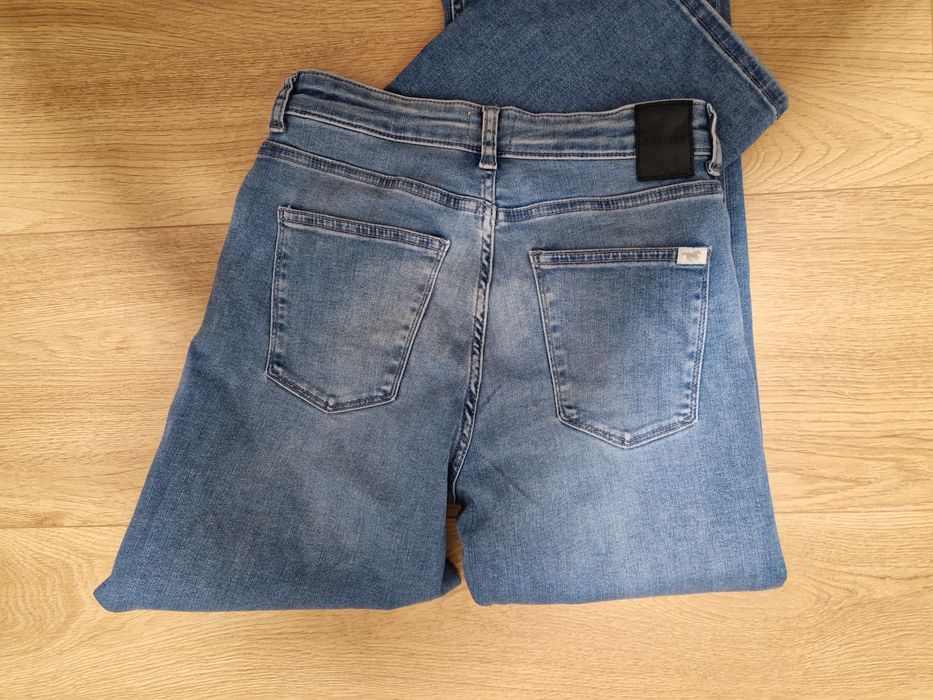 Spodnie jeansowe damskie Mustang rozm. 26/32