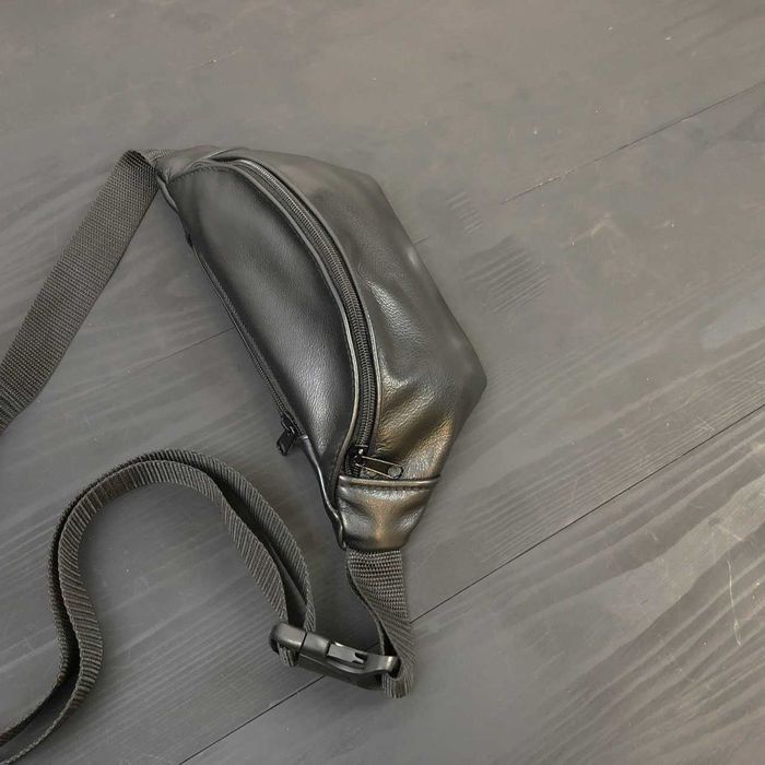 Шкіряна бананка, чоловіча сумка жіноча з натуральної шкіри, чорна