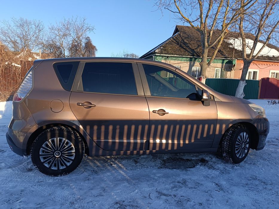 Рено Сценіку 2014