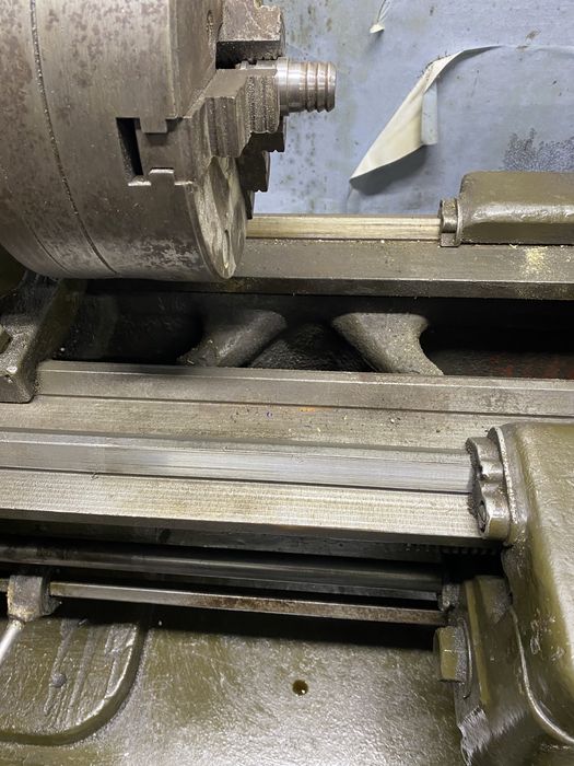 Токарный станок  1Е61м