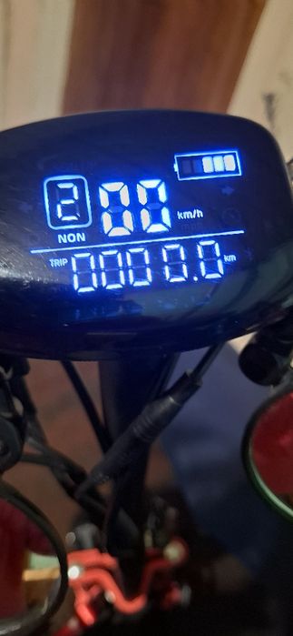 Продам електросамокат Giant outlander M11