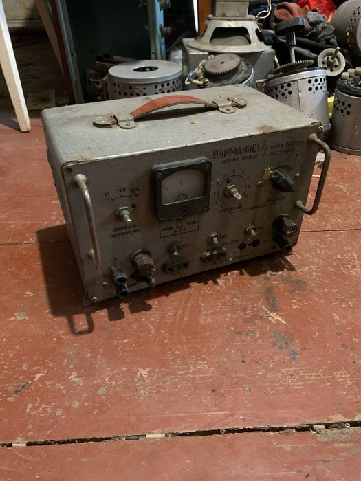 Прилад перевірки транзисторів ППТ-1 (СРСР)