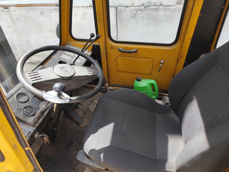 Львівський навантажувач 40810 погрузчик