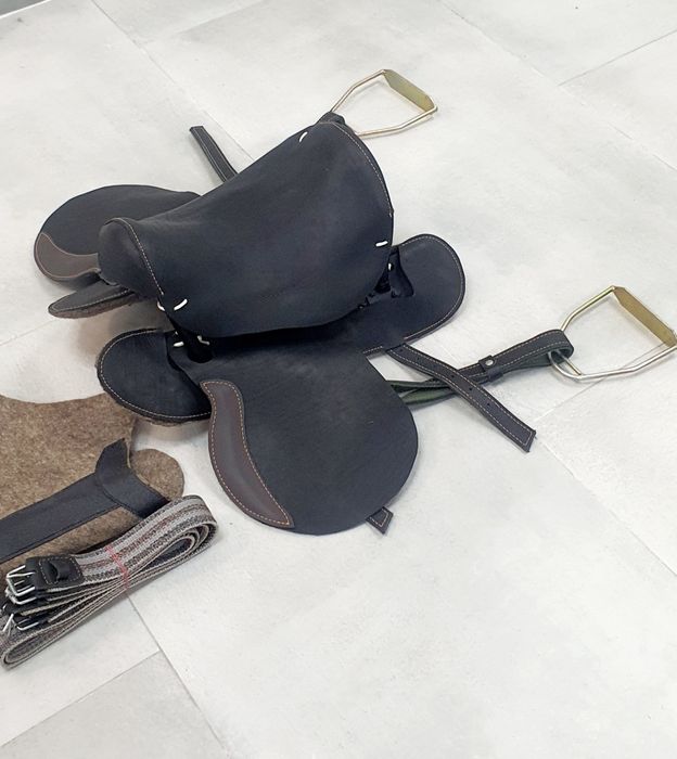 Сідло для коня повний комплект