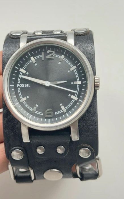 Relógio Fossil Rockstar Vintage JR1017, couro preto.