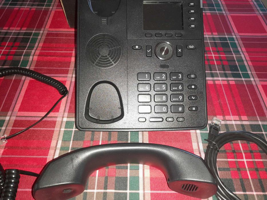 Telefon stacjonarny Snom D713