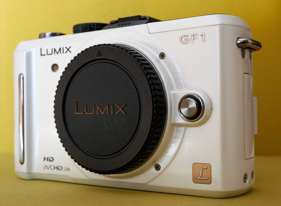 Panasonic Lumix DMC-GF1 (corpo)
