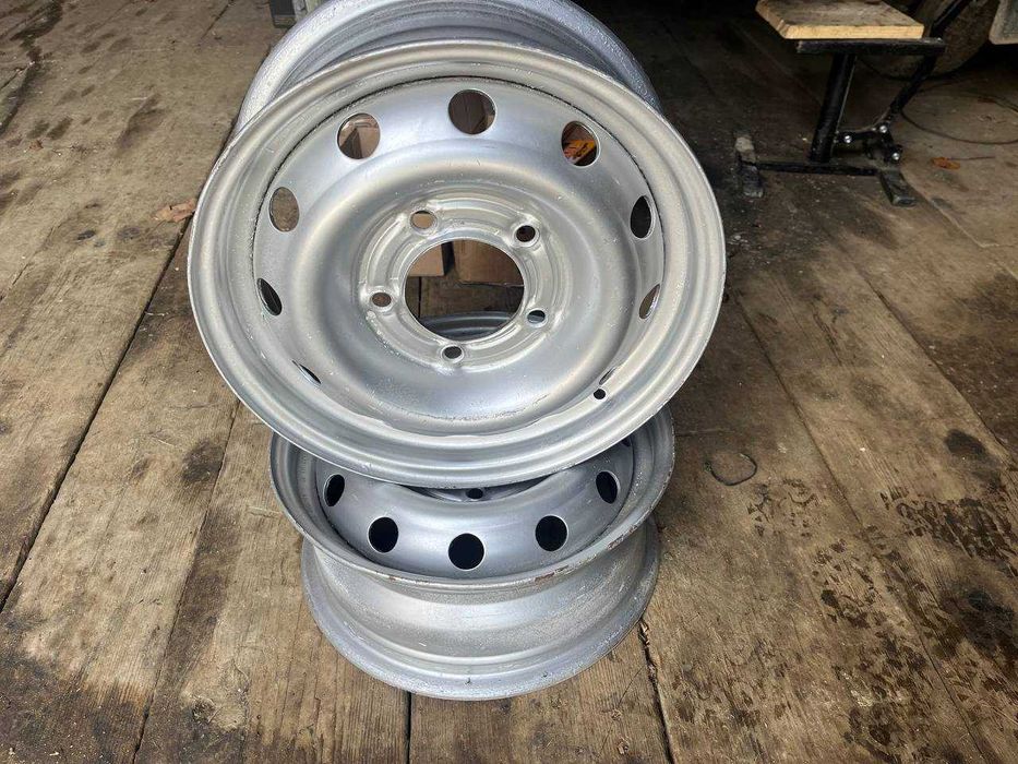 продам 2 діскі на ниву 15