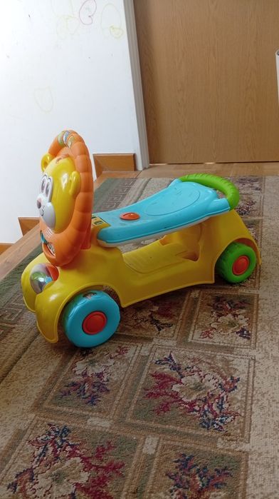 Jeździk pchacz hulajnoga lew