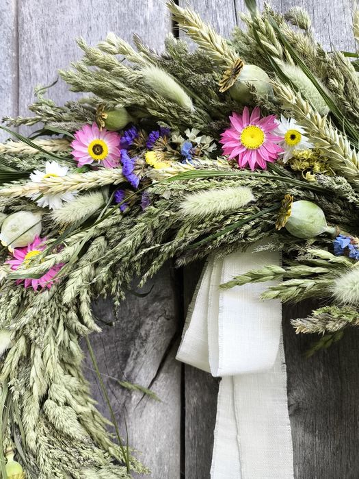 Натуральний віночок з сушених трав на двері / стіну