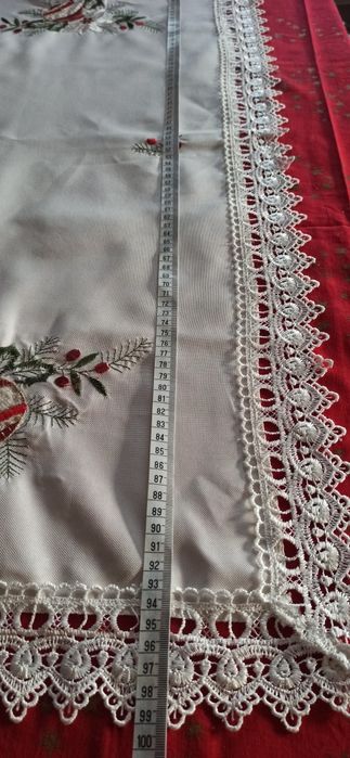 Bieżnik, serwera Boże Narodzenie
Stan bardzo dobry, kolor tkaniny ecru