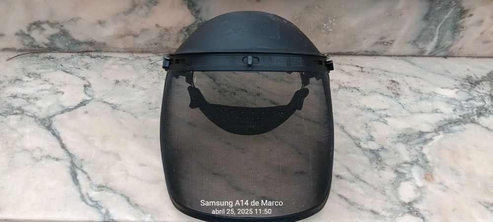 Viseira proteção  para roçar