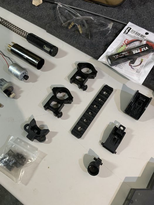 Arma/Réplica Airsoft AEG - G36 /G36K Jing Gong + Vários EXTRAS NOVOS +