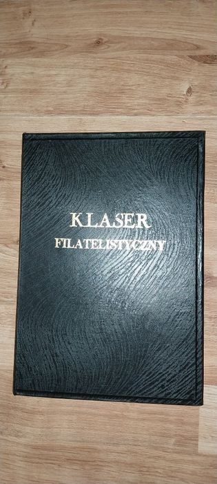 Klaser ze znaczkami