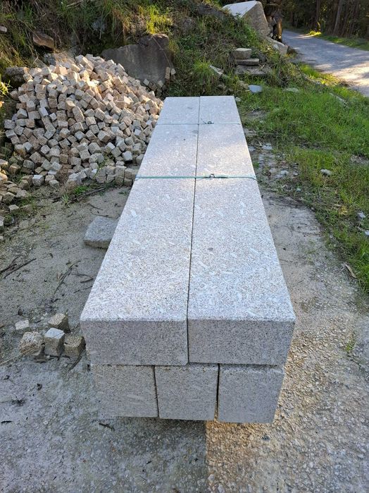 Pilares em granito