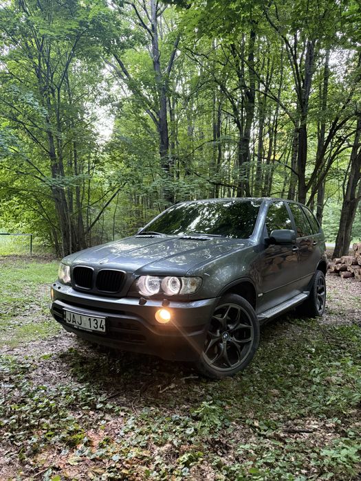 Продам BMW X5 e53 m57