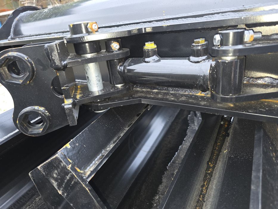 Balde hidráulico para mini giratórias
Balde hidráulico robusto