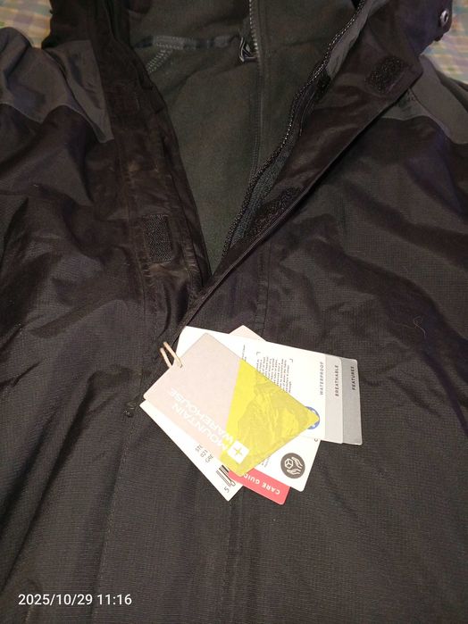 Куртка чоловіча бренду Mountain Warehouse