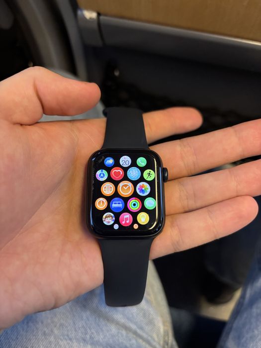 Apple Watch SE2 44mm - kompletny zestaw
