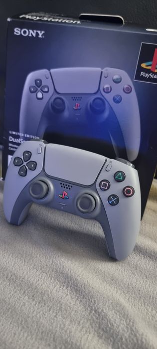 Comando PS5 edição limitada 30anos