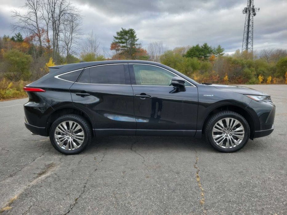 Toyota Venza      2021